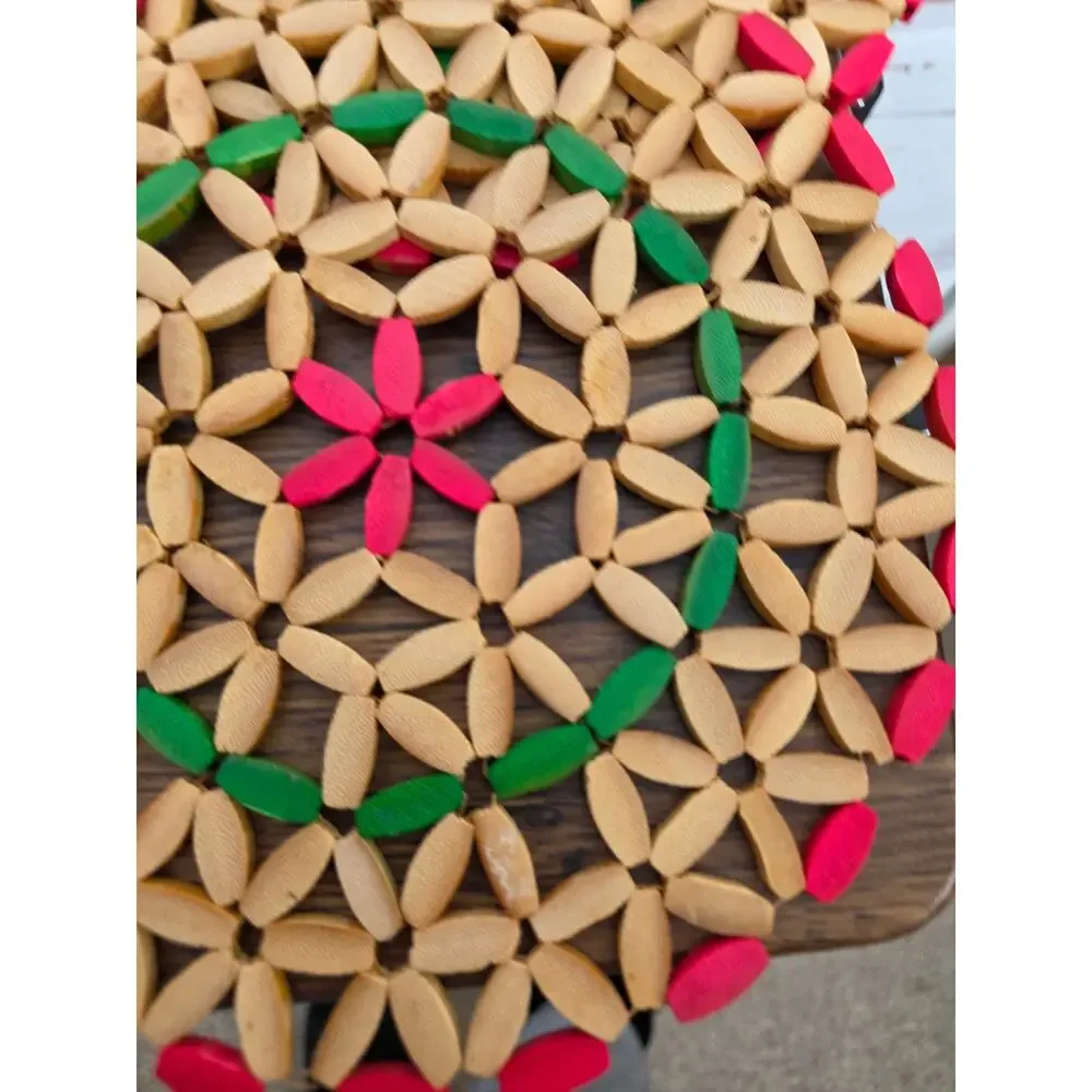 VTG (4) Bamboo Bead Trivets Christmas Wood Red Green Kitchen Decor 70s